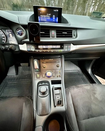 Lexus CT cena 96500 przebieg: 42200, rok produkcji 2019 z Augustów małe 497